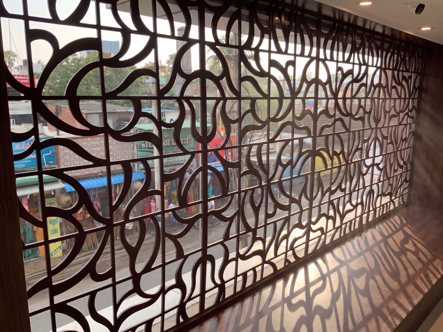 Retail Interior — view 9